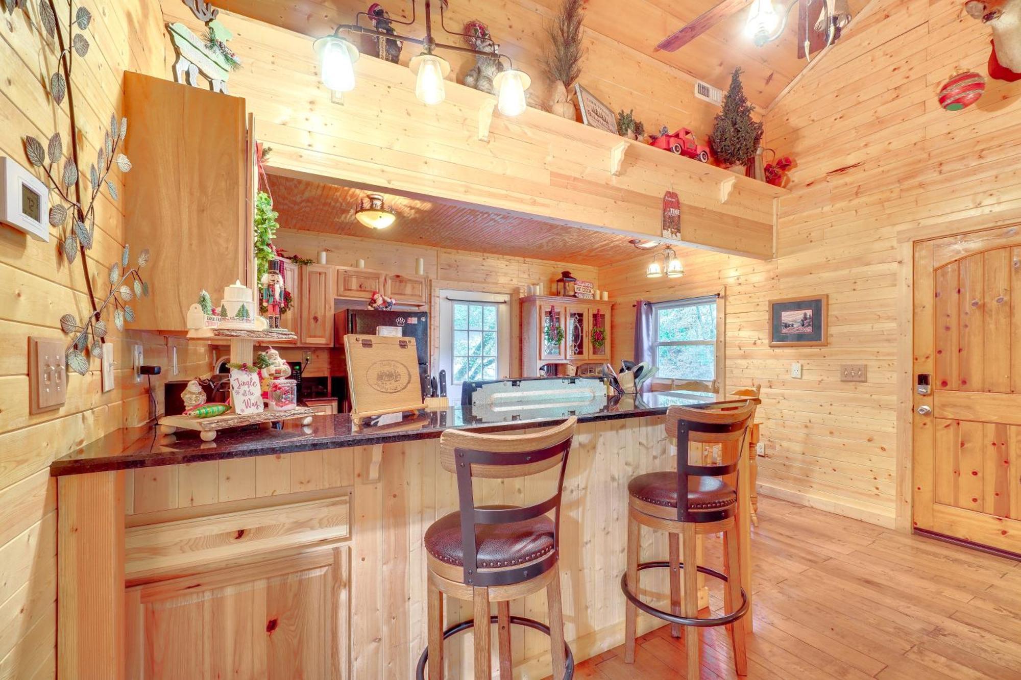 Just Fur Relaxin Sevierville Cabin With Hot Tub! Exterior foto
